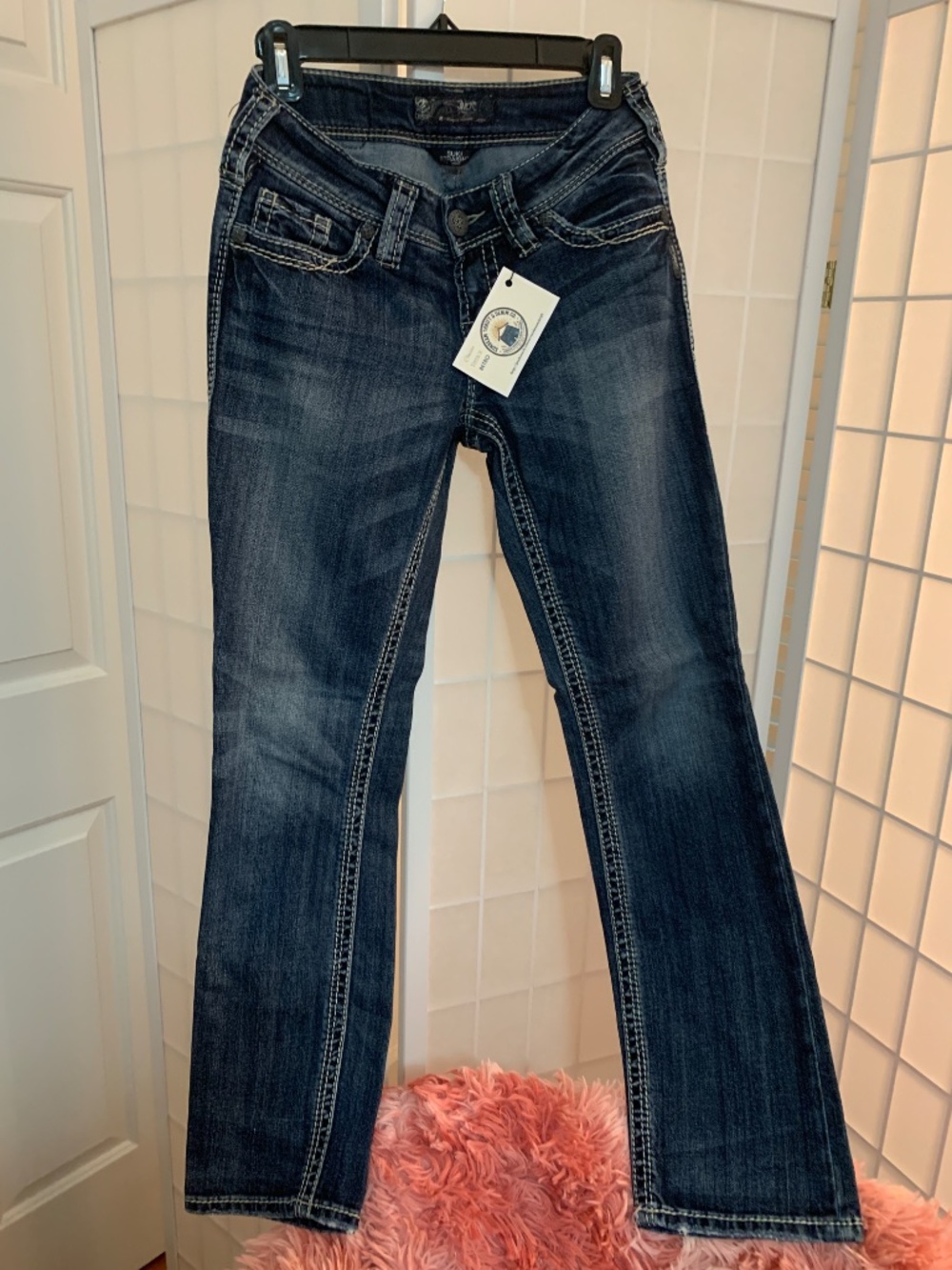 SALE! SILVER Jeans Designer Suki Straight